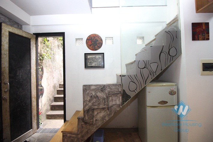 A small house for rent in old quater, Hoan Kiem district, Ha Noi